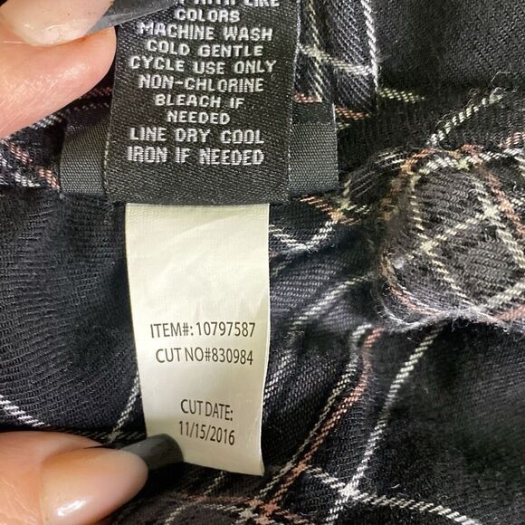 Torrid Peplum Cross Back Rayon Flannel Blouse 1 1X 14-16 Black White Pink Plaid - Picture 7 of 7
